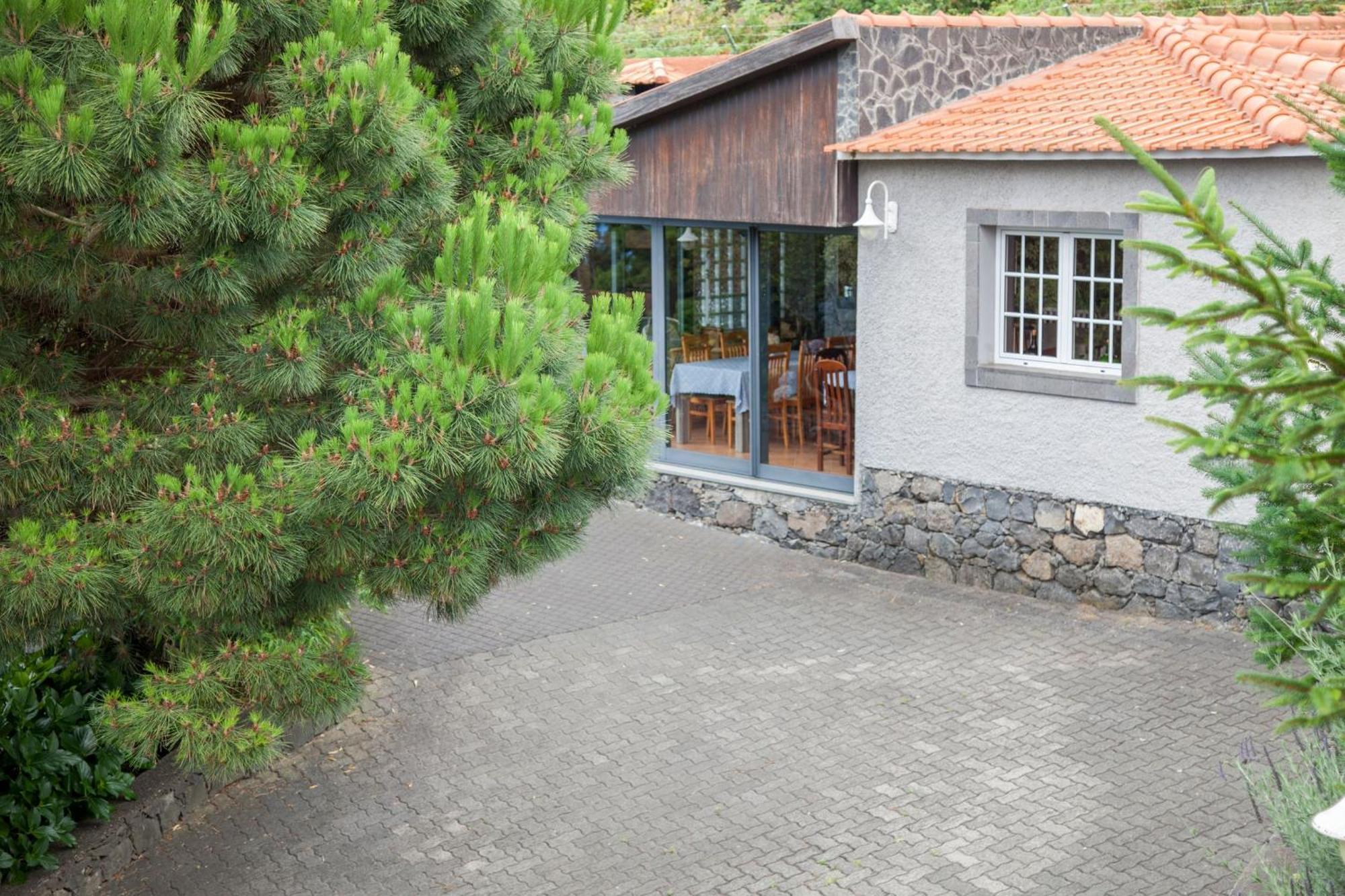 Quinta Do Santo By Lovelystay Santo Antonio da Serra Bagian luar foto