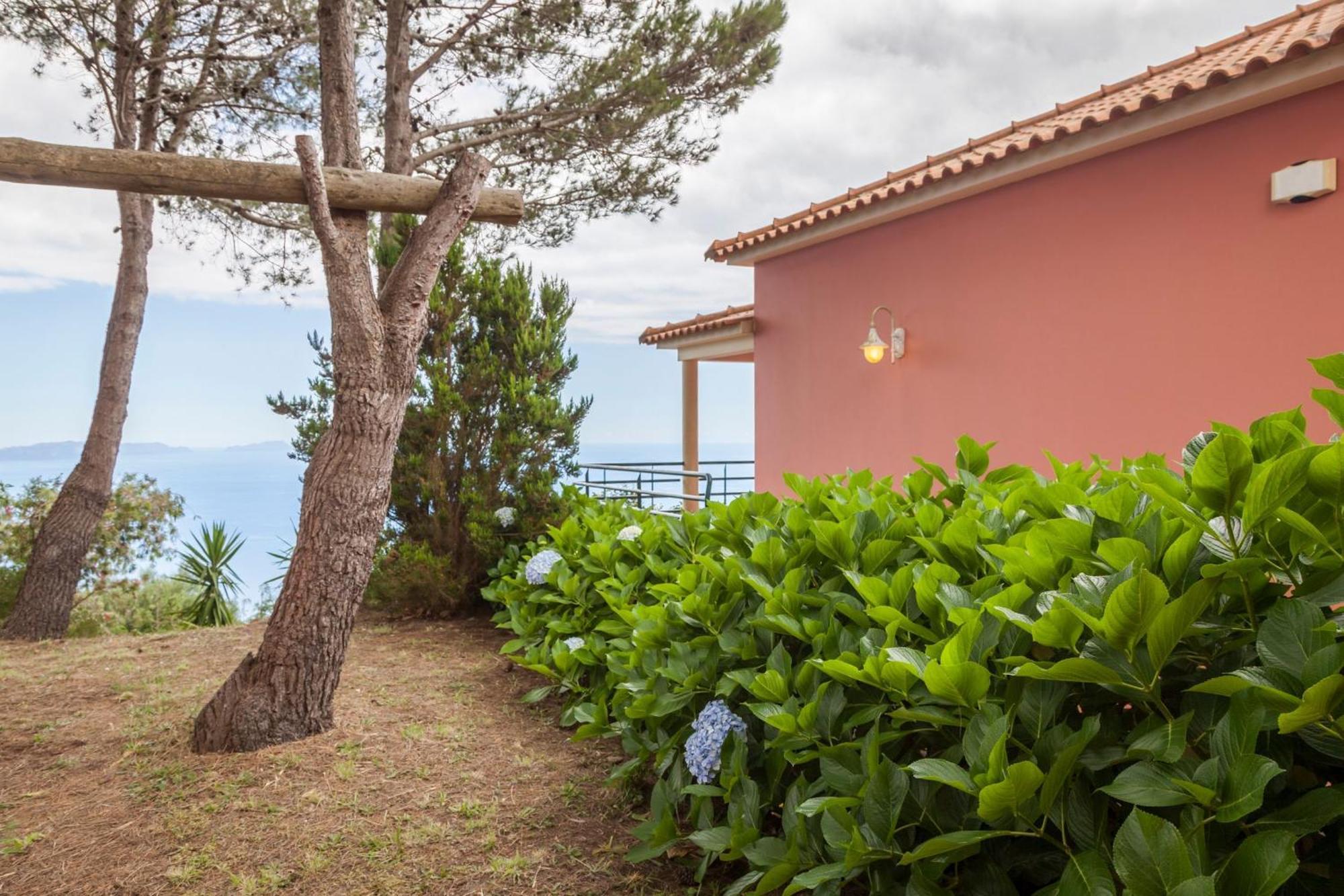Quinta Do Santo By Lovelystay Santo Antonio da Serra Bagian luar foto